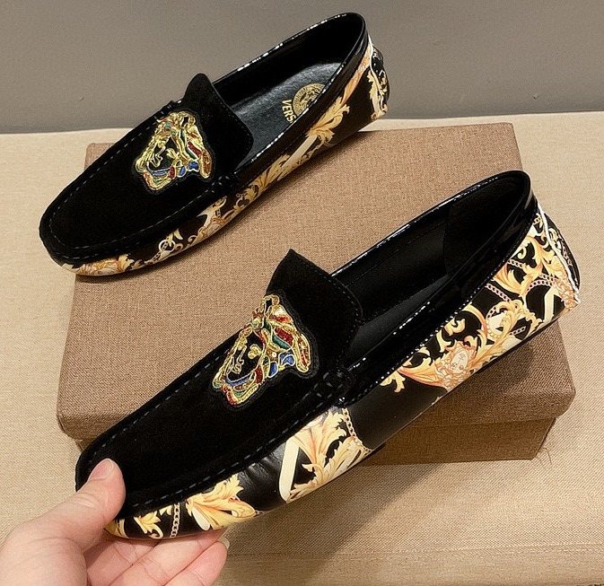 Men's Black Gold Ornamental Slip-On Loafers