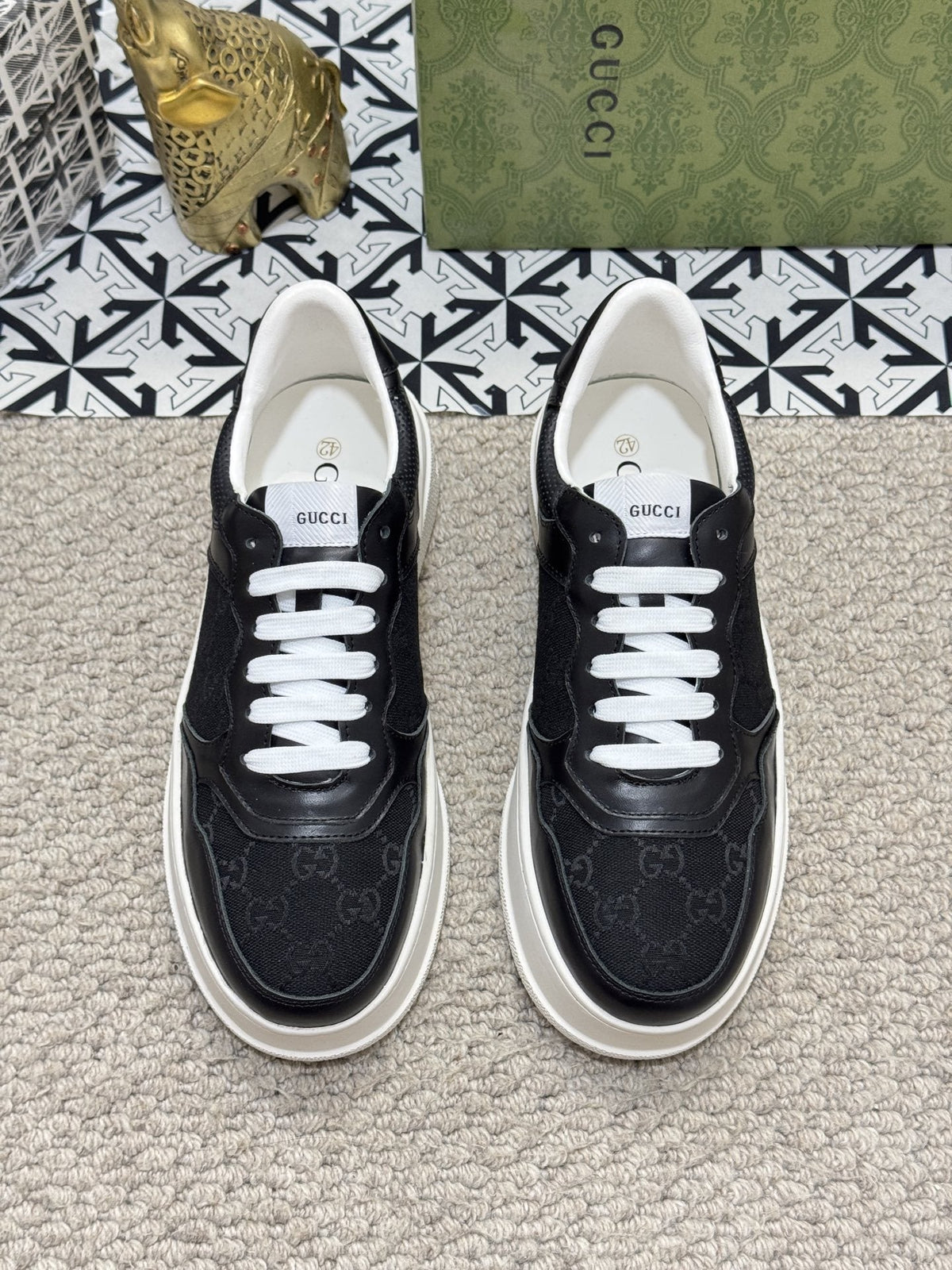 Gucci Patterned Low-Top Sneakers - Contrast Trim